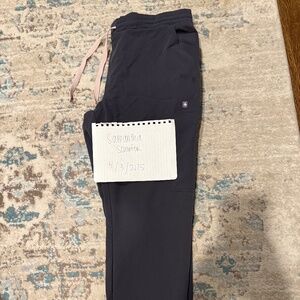 Figs charcoal scrub pants